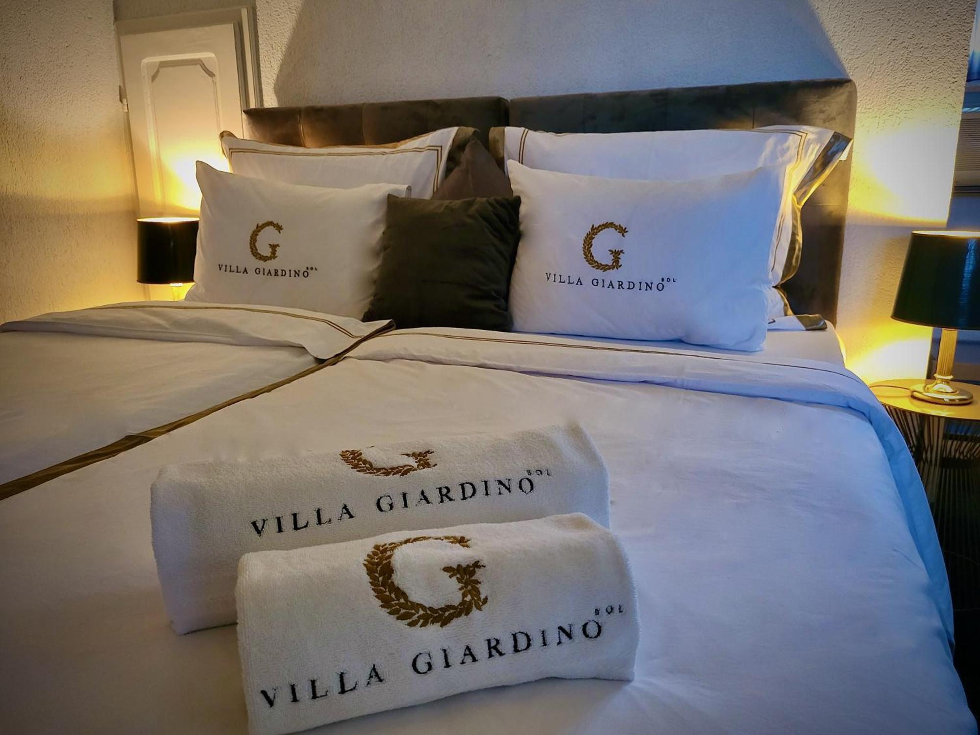Villa Giardino Heritage Boutique Hotel Bol Bilik gambar